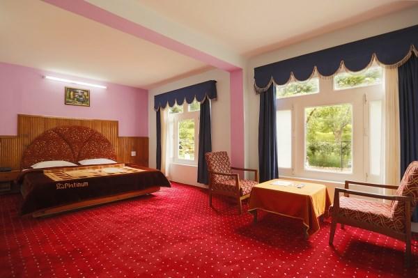 Hotel Mohan Palace มะนาลี ภายนอก รูปภาพ